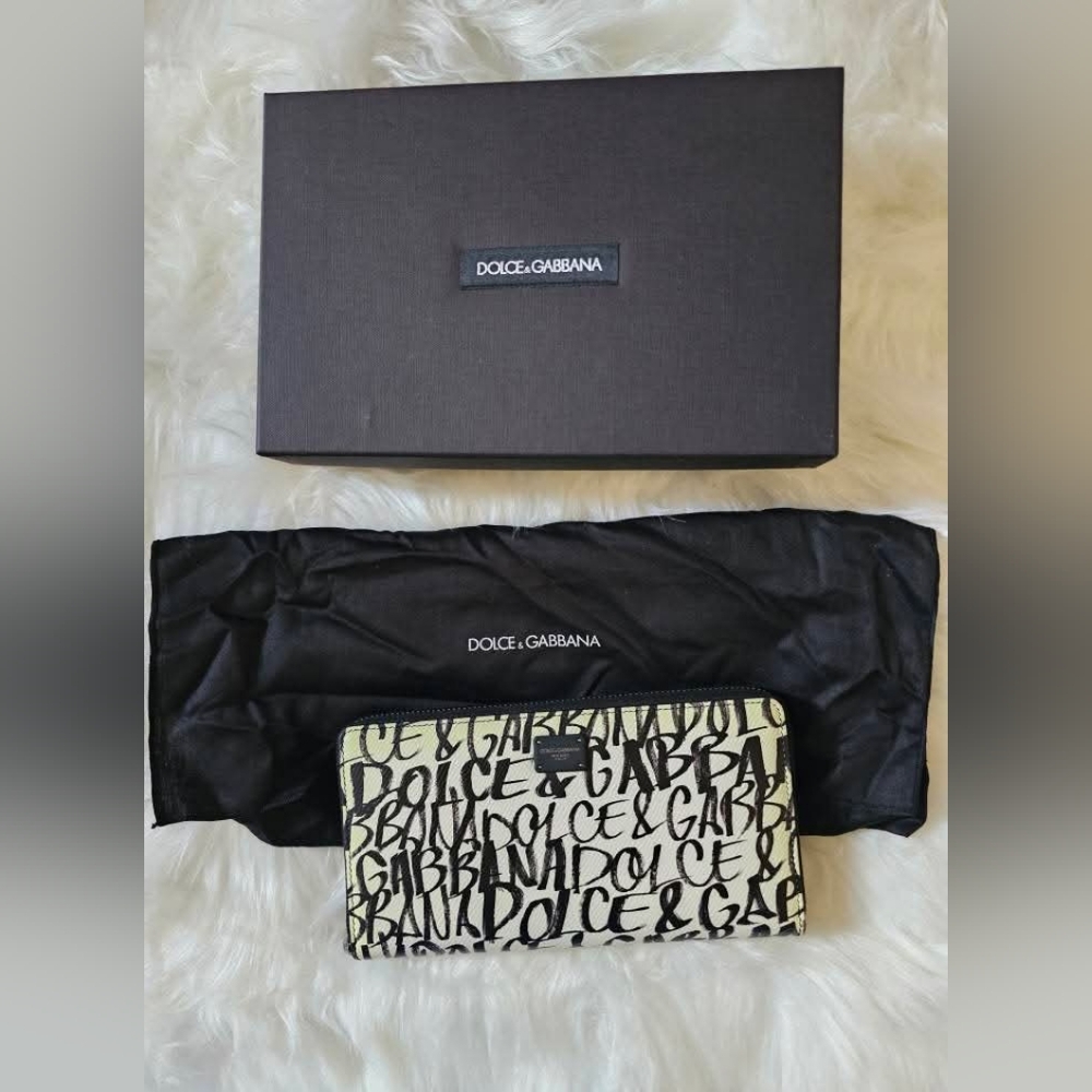 Dolce & Gabbana New Black and White Long Wallet (Please read description)